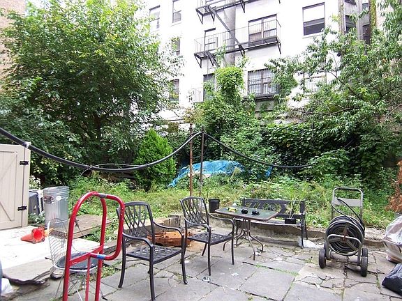5th image of 453 W 46th St #3BF