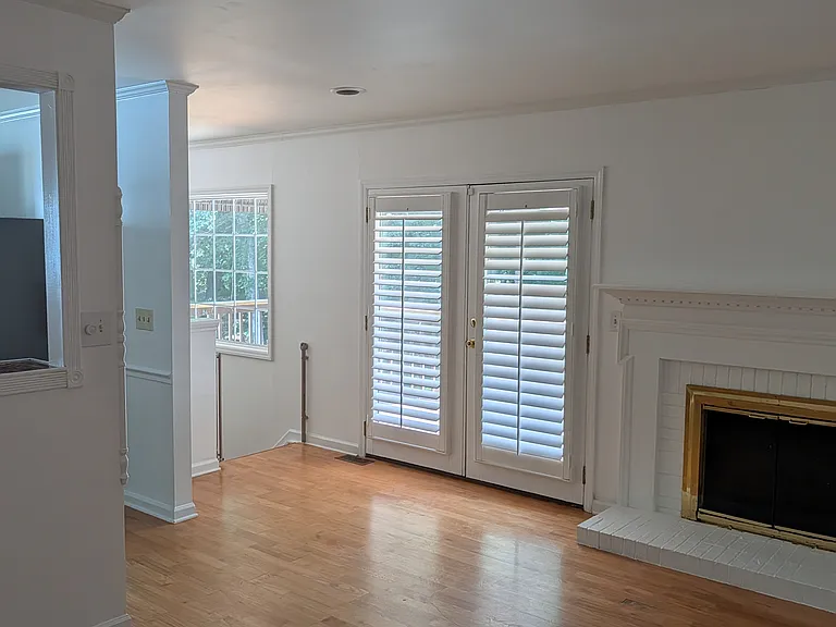 959 Foxborough Rd — Photo 49