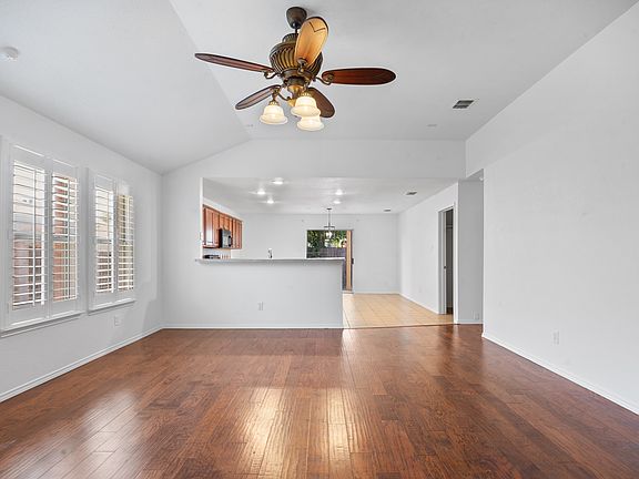 3rd image of 9140 Landmark Dr