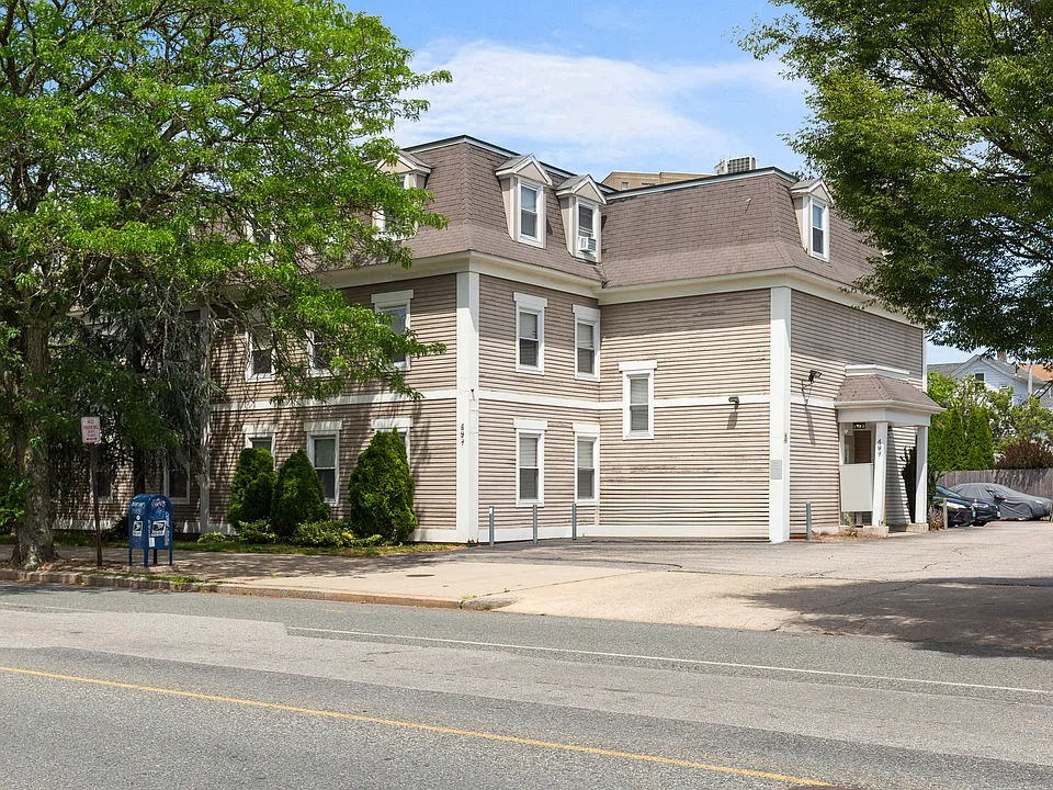 497 Broadway Street