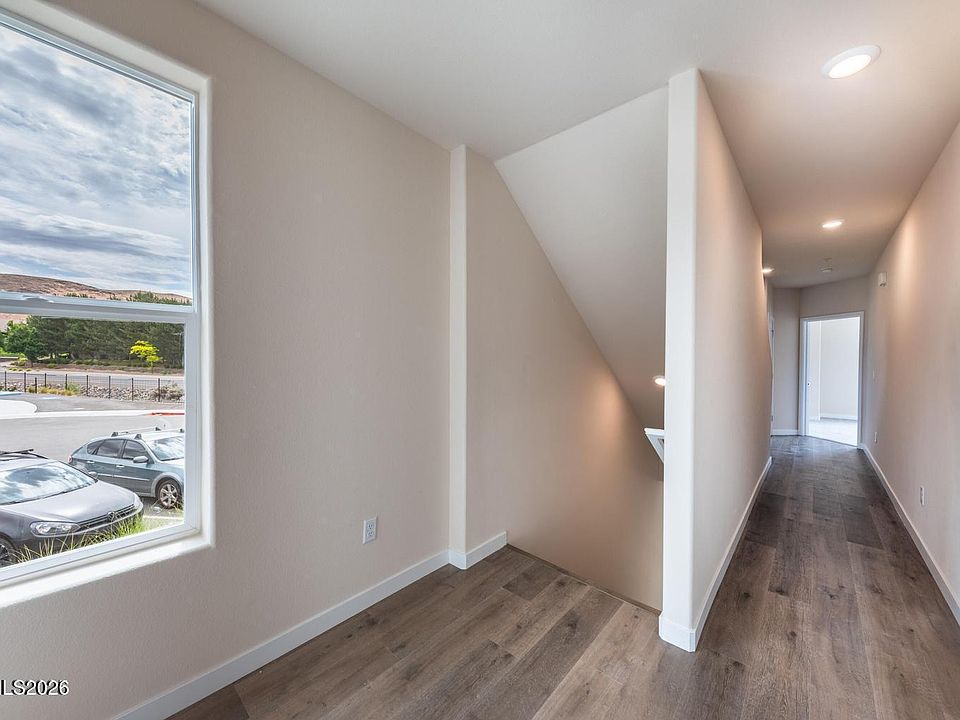 1st image of 2393 Tecumseh Way #13