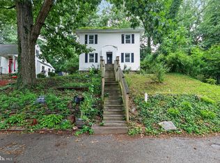 13 Beacon Hill Rd, Baltimore, MD 21207