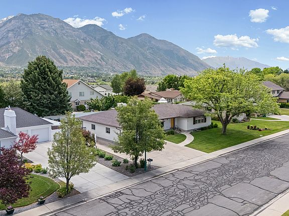 2nd image of 1155 S Palisades Dr