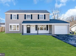 26 Palfrey Ln, Willingboro, NJ 08046