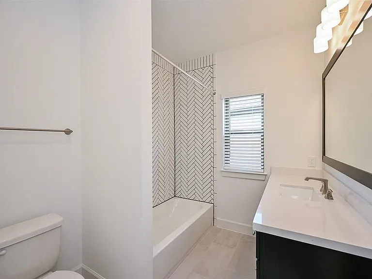 22310 Understory Ct — Photo 39