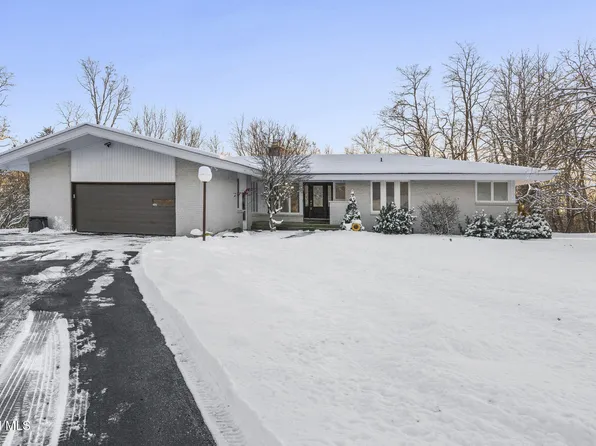 268 Golf Course Road, Amsterdam, NY 12010