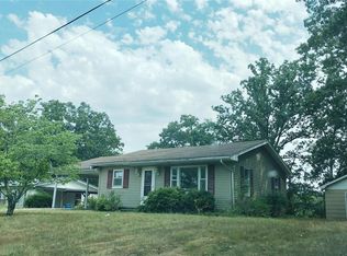 809 Newcomer St, Bloomfield, MO 63825