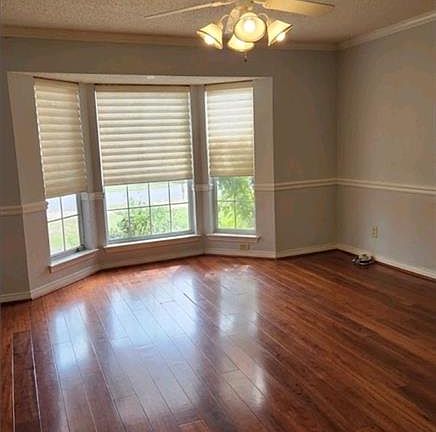 2nd image of 3400 Lenox Ct