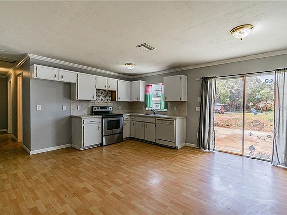 5th image of 6917 Baldwin Ave