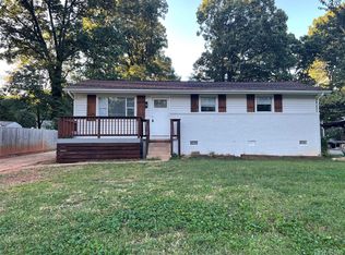 5200 Queen Anne Rd, Charlotte, NC 28217