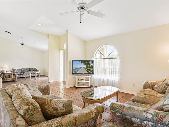 5th image of 12317 Casals Ln