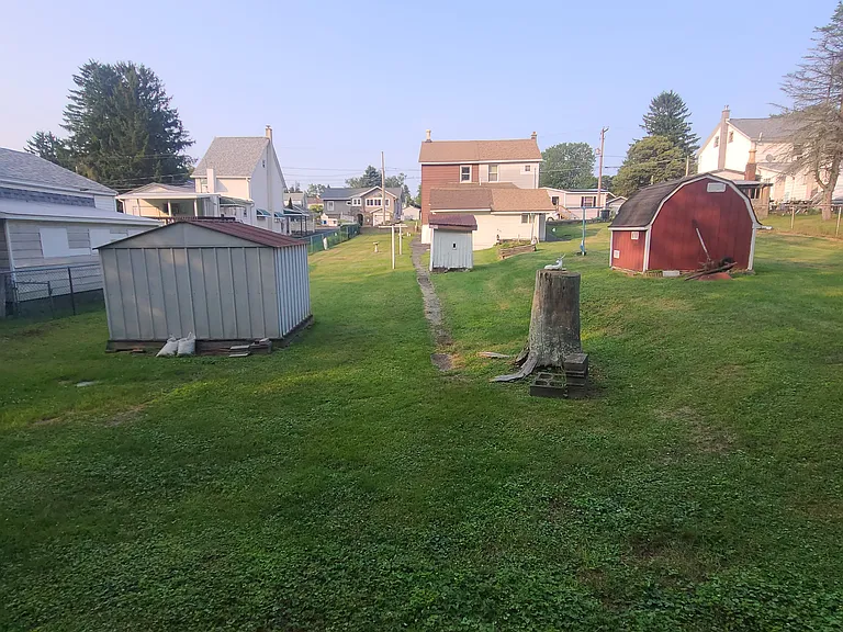 450 Old Cranberry Rd — Photo 11