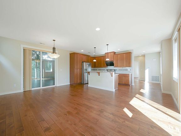 4th image of 1801 145th St SW