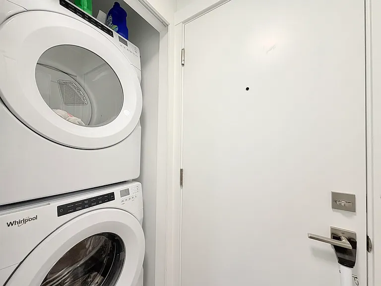 6338 King George Blvd #308 — Photo 8
