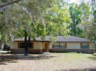 4989 E Spruce Dr, Dunnellon, FL 34434