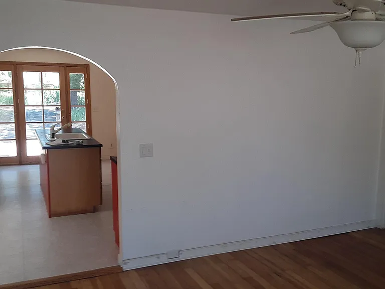 971 Palmetto Ave — Photo 12
