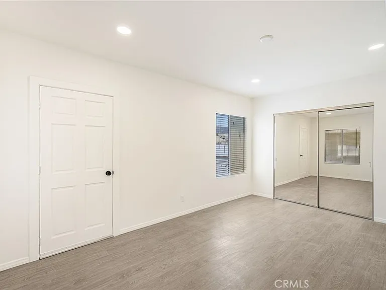 636 NW Pioneer Dr #1 — Photo 17