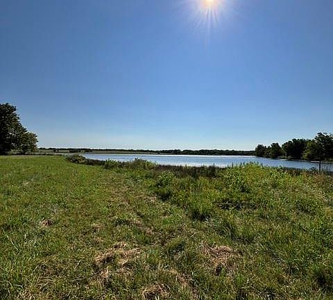 3rd image of 103162 N 3690th Rd