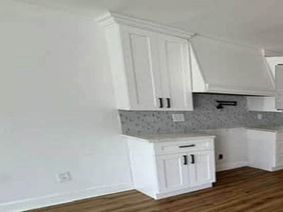 4th image of 10031 Inwood Dr