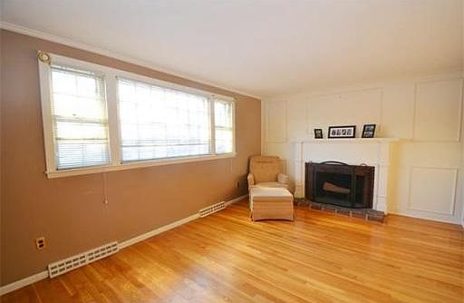5th image of 50 Tranfaglia Ave