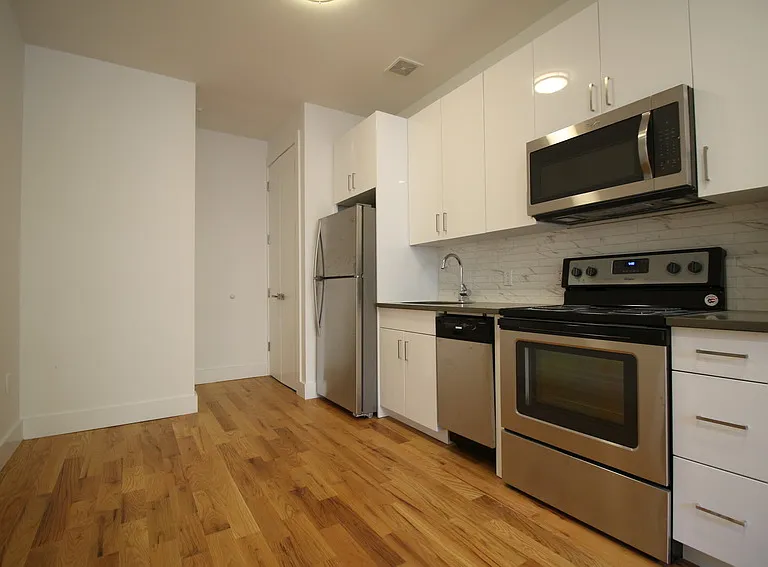 726 Monroe St #1F — Photo 6