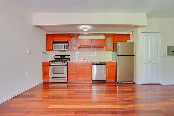 Sold by Keller Williams Realty Landmark II | media 37