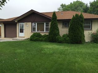 6730 W 87th Pl, Oak Lawn, IL 60453