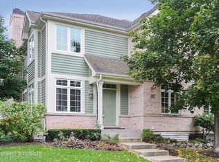 227 Newberry Ave, Libertyville, IL 60048