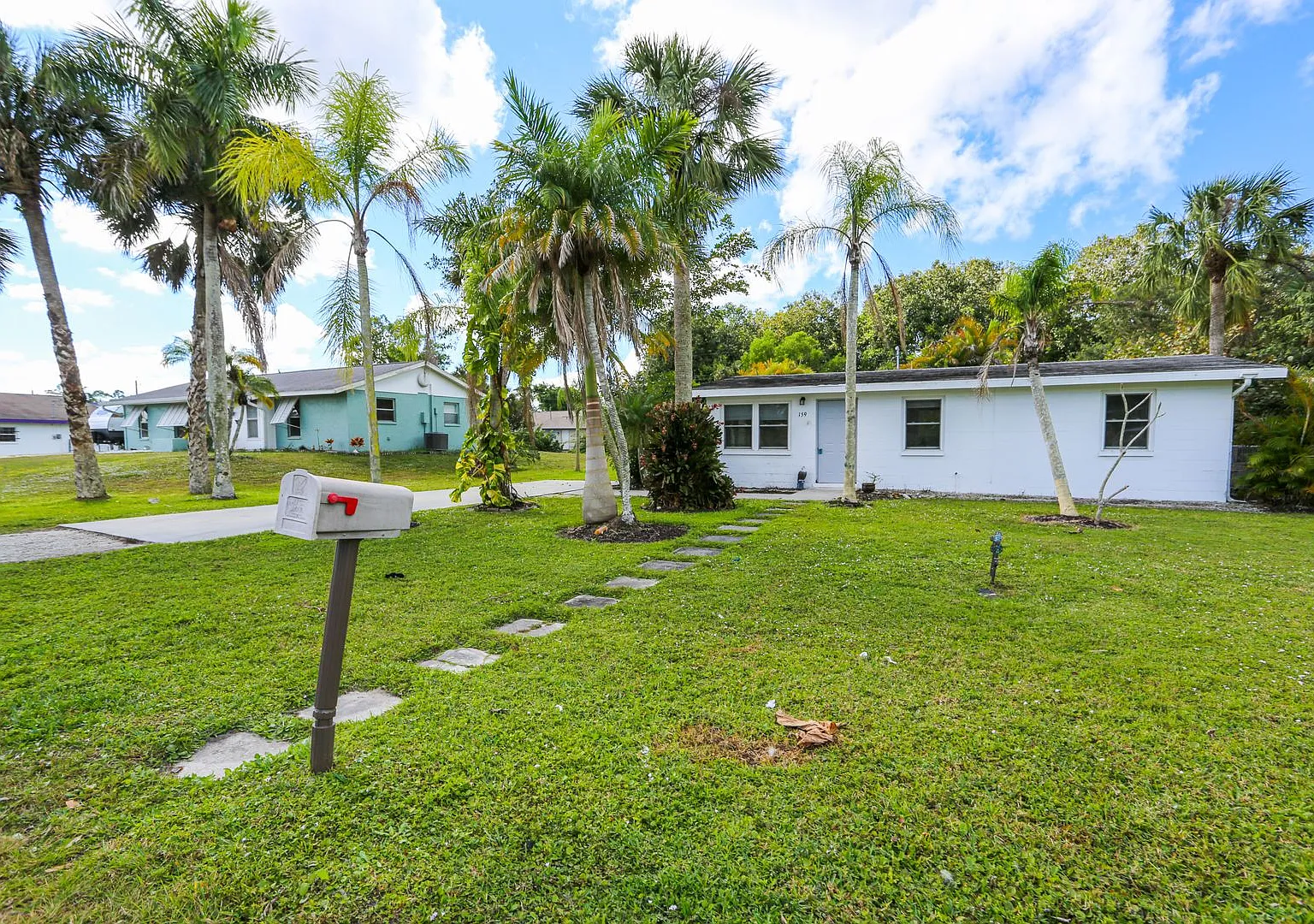 Single Family Home Annual Trail Acres No Hoa Pet Friendly — Photo 3