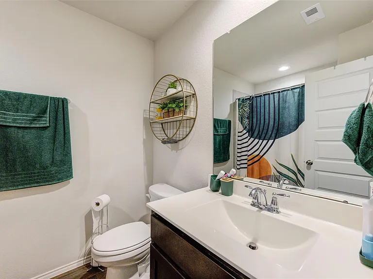 1615 Goose Island Ln — Photo 30