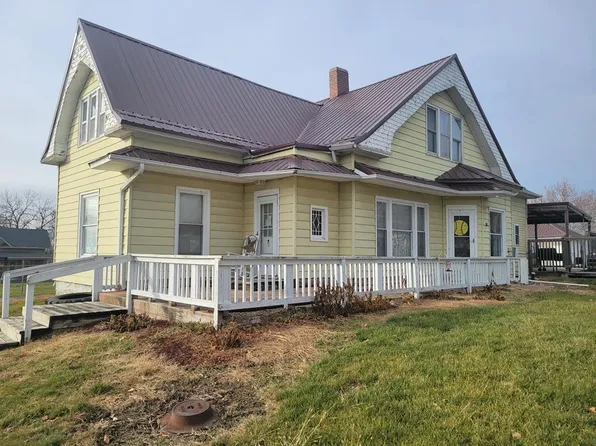 110 W 4th St, Green City, MO 63545