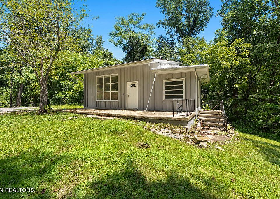 1st image of 2413 Tooles Bend Rd