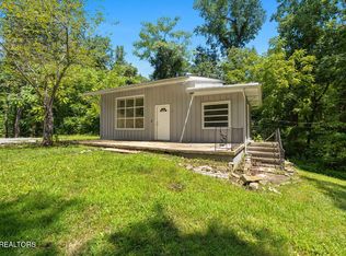 2413 Tooles Bend Rd, Knoxville, TN 37922
