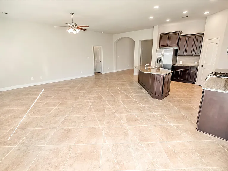 2911 River Flower Ln — Photo 8