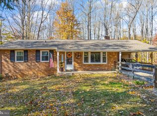 1286 Jason Ln, Amissville, VA 20106