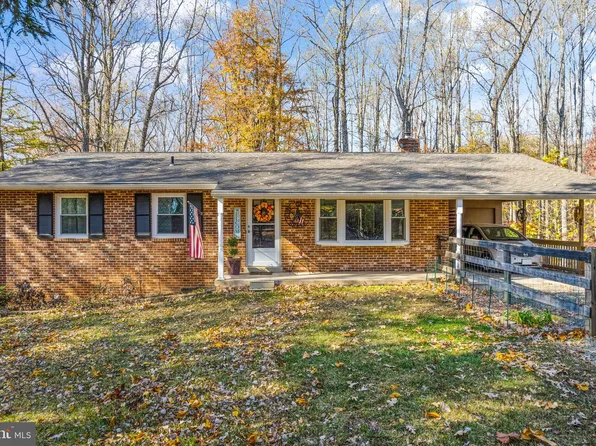 1286 Jason Ln, Amissville, VA 20106