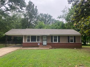 5324 Lochinvar Rd, Memphis, TN 38116