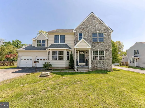 209 W Forestview Ave, Brookhaven, PA 19015