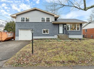 3024 Nepperhan Rd, Louisville, KY 40220