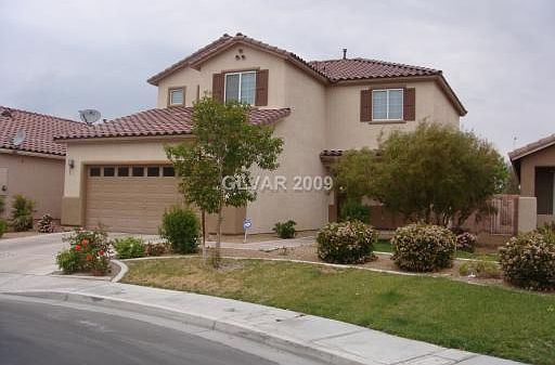 1st image of 2832 Woodland Park Ave