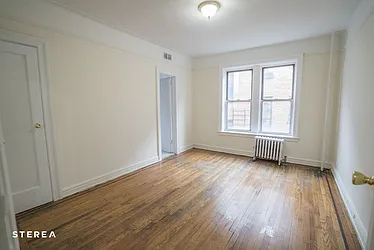 Rented by Sterea Agency