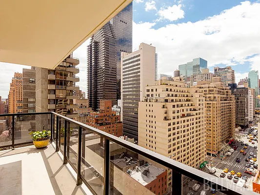 Sold by Bellmarc Realty | media 6