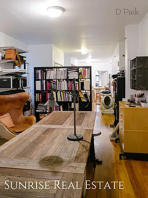 Rented by Sunrise Real Estate | media 4