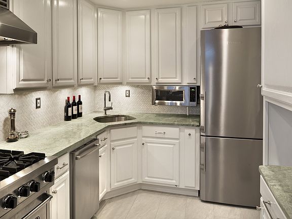 4th image of 66 Madison Ave #10FG
