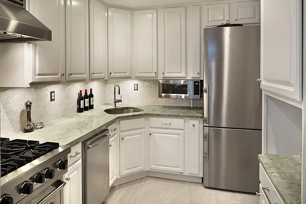 Sold by Stribling | media 5