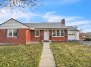 255 Dogwood Dr, Wytheville, VA