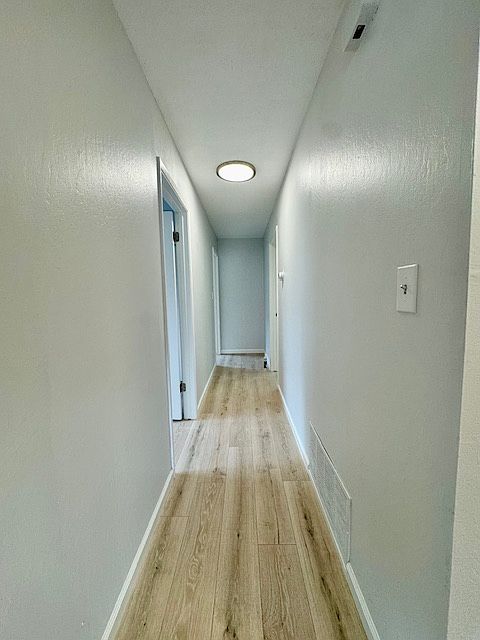 Hallway to all bedrooms.