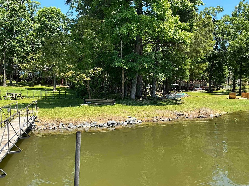 1st image of 109 Bayshore Cv