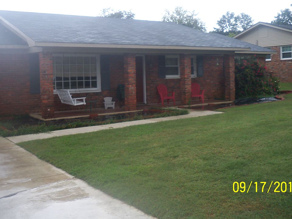1st image of 518 Lakeside Dr