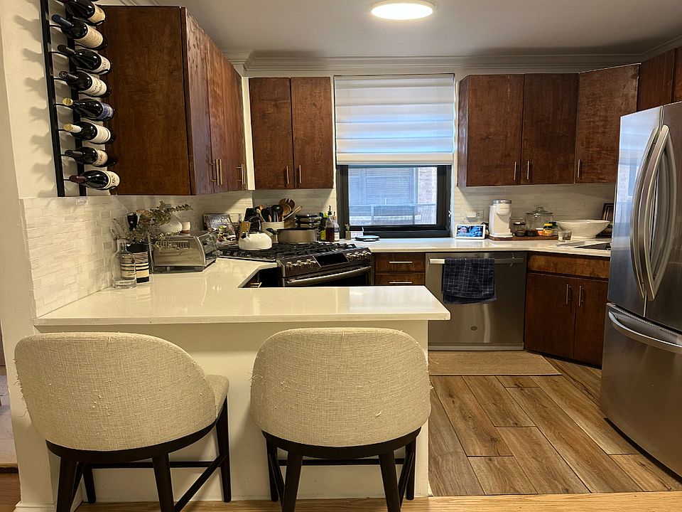 1st image of 221 E 78th St APT 5J